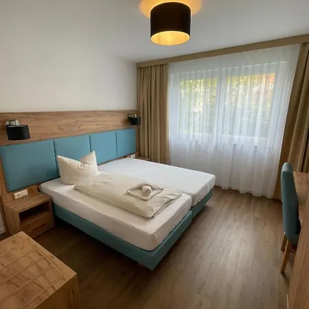 Kernsanierte In Ruhiger Und Zentraler Lage By Interhome *